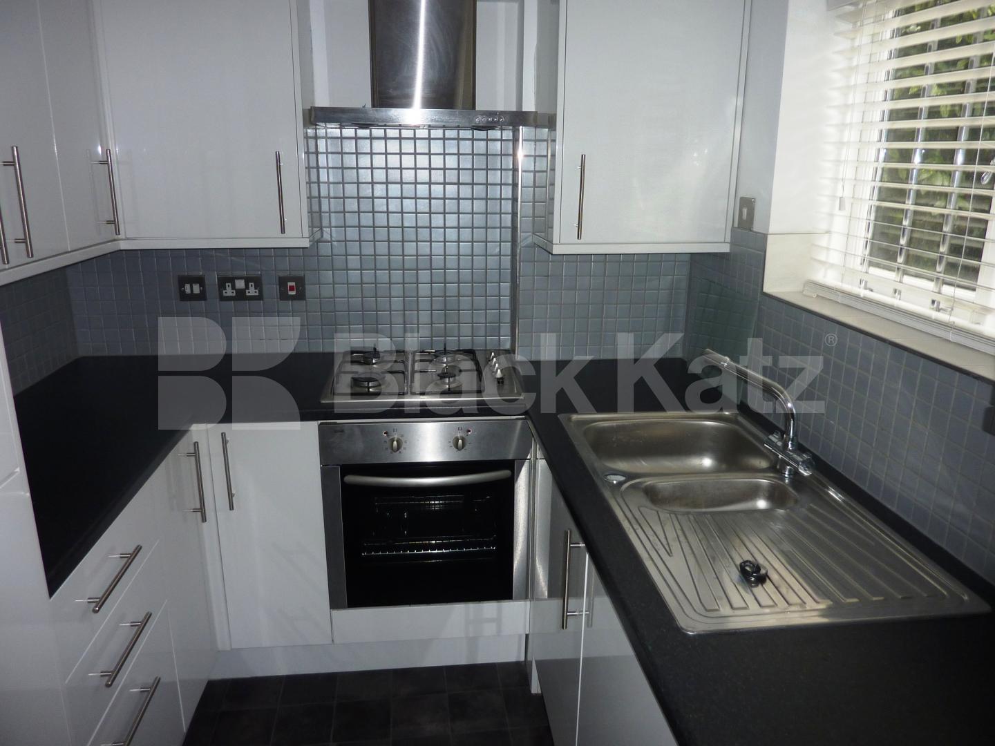 			Under Offer, 1 Bedroom, 1 bath, 1 reception Flat			 Agar Grove, CAMDEN SQUARE